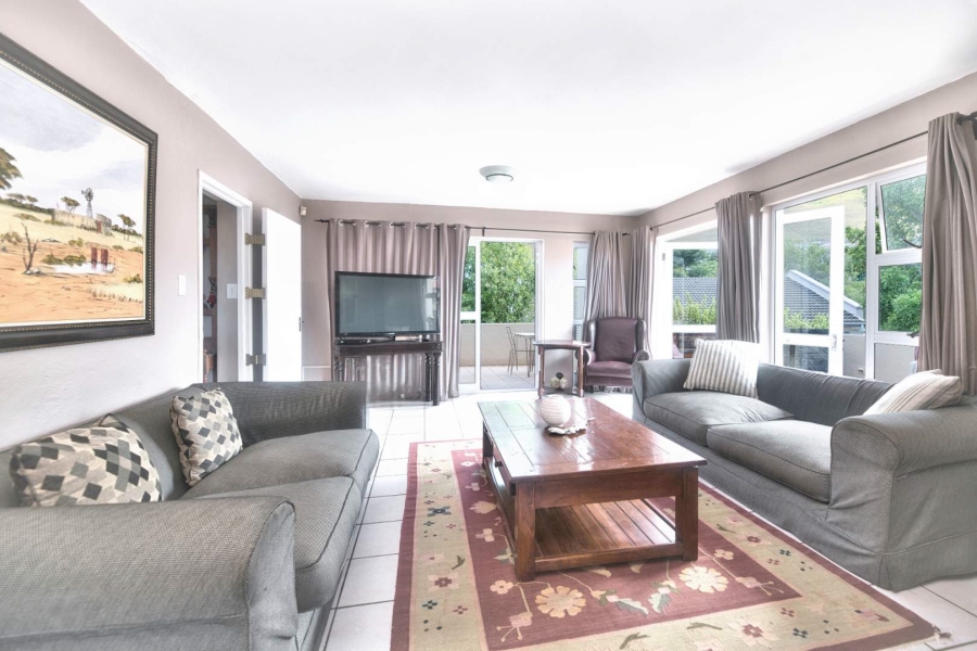 7 Bedroom Property for Sale in Hermanus Heights Western Cape